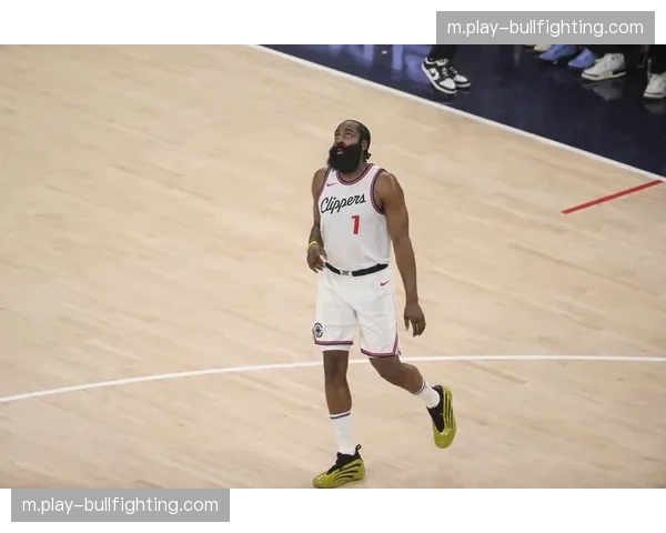 哈登罚球命中数升至历史第三 骑士新援里程碑夜带队止颓